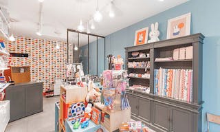 Pop-Up Boutique in Folie Méricourt - Image 2