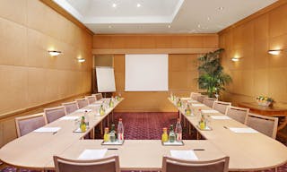 Event Space in Champs Élysées - Image 1