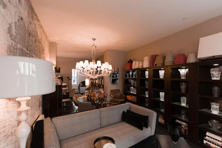 Boutique in Saint Germain des Prés - Image 2