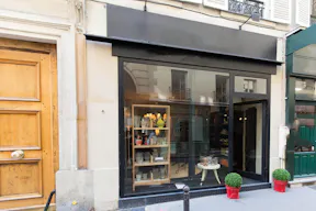 Boutique in Saint Germain des Prés - Image 3