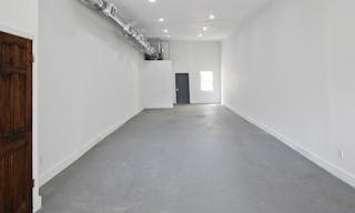 Bushwick White Box Showroom - Image 1