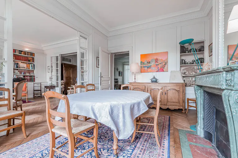 Classic Apartment in Breteuil - Image 3