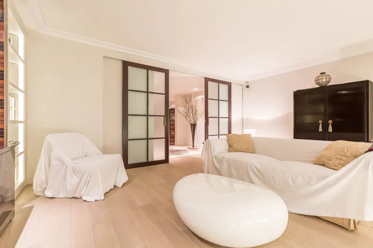 Apartment in the Golden Triangle - Image 3