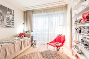 Apartment in the Golden Triangle - Image 5