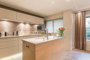 Apartment in the Golden Triangle - Image 6