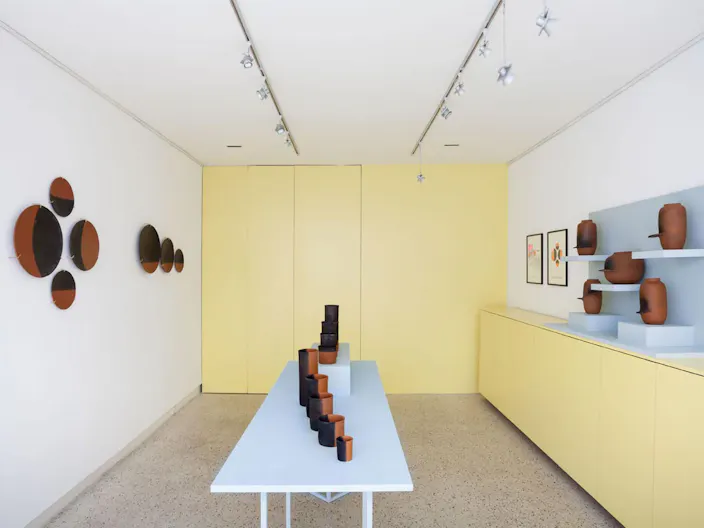 Contemporary Gallery in Haut Marais - Image 2