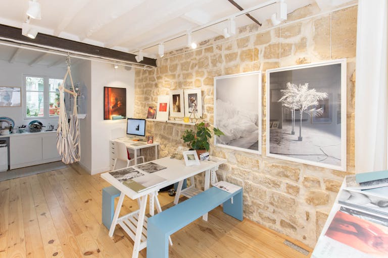 Rustic Gallery in Montmartre - Image 0
