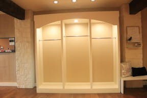 Urban Jungle Boutique Brick & Mortar Venue - Image 6