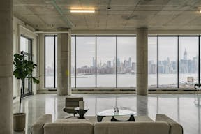 Amazing Showroom in Williamsburg - Image 0