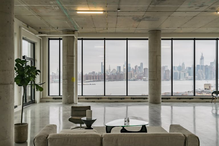 Amazing Showroom in Williamsburg - Image 0