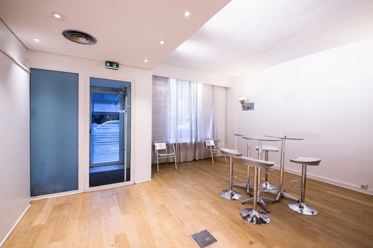 Fresh Pop-Up Store in Palais-Royal - Image 3