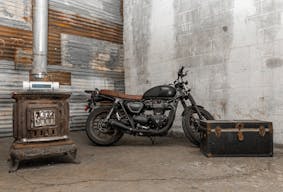 Industrial-Chic Creative Space for Events & Productions in Hyde Park - Image 9