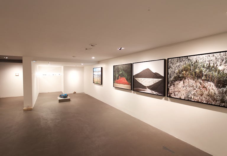 Conceptual Space in Le Marais - Image 2