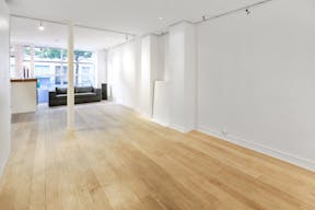 Prime Le Marais Art Space - Image 2