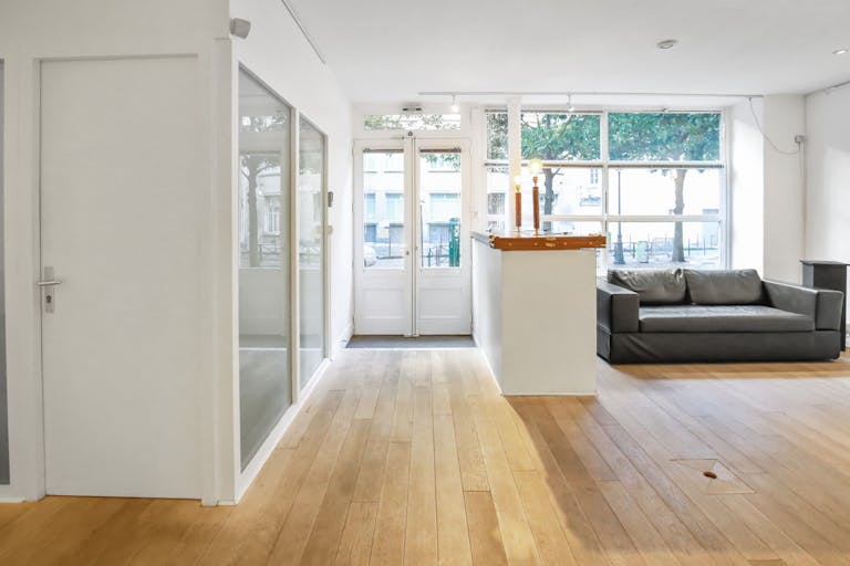 Prime Le Marais Art Space - Image 3