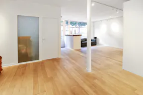 Prime Le Marais Art Space - Image 9
