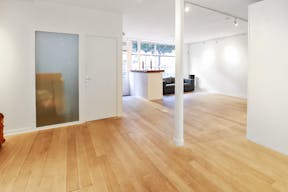 Prime Le Marais Art Space - Image 9