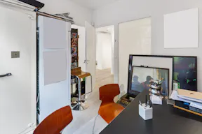 Prime Le Marais Art Space - Image 11