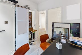 Prime Le Marais Art Space - Image 11