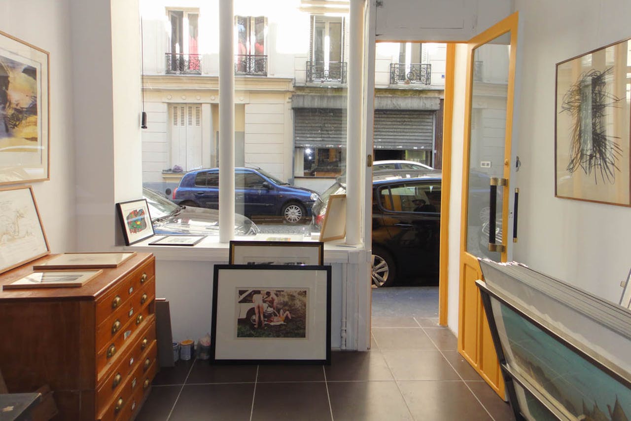 Pop-Up Showroom in Montmartre - Image 1