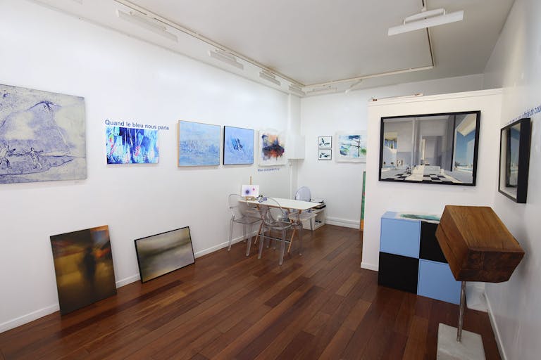 Charming Gallery in Le Marais - Image 3