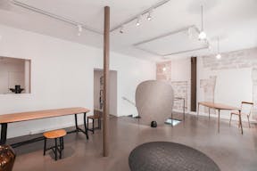 Spacious Shop in Le Marais - Image 3