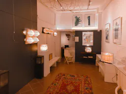 Characterful Boutique in Le Marais - Image 3
