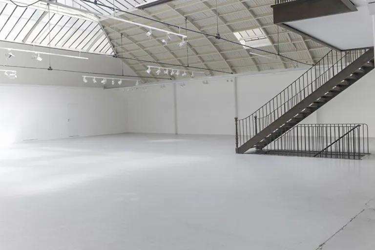 Fantastic Showroom in Le Marais - Image 1