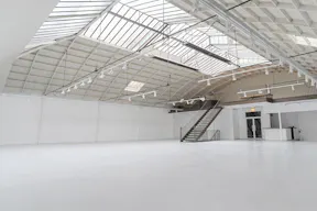 Fantastic Showroom in Le Marais - Image 2