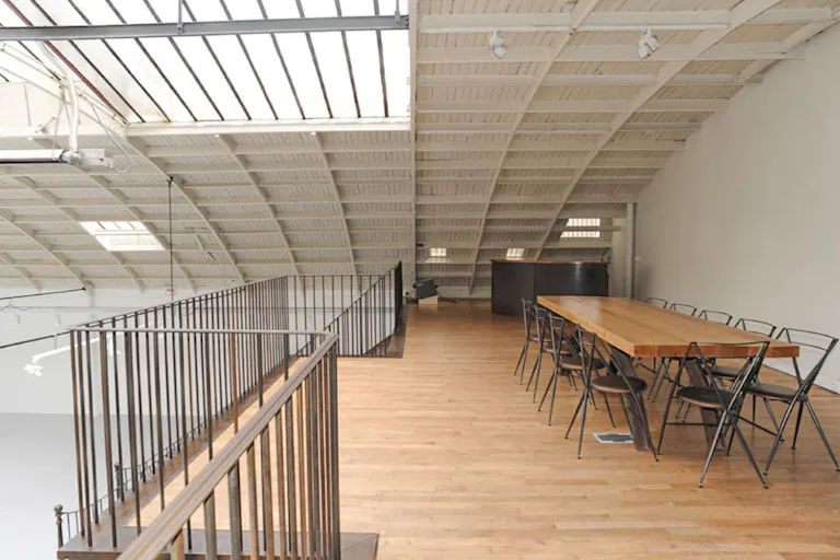 Fantastic Showroom in Le Marais - Image 4