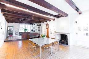 Beautiful Showroom in Amsterdam Center - Image 5