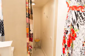 Charming Boutique in Le Marais - Image 5