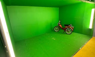 Space with its own photography studio, film production room, an upcoming recording studio - Image 2