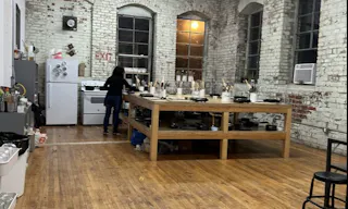 Beautiful, Bright Loft Space in DTLA - Image 0