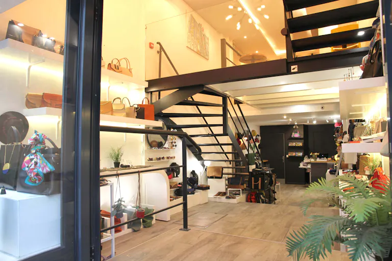 Concept Store Pop Up & Éphémère au Cœur du Paris Historique Île Saint-Louis / Notre-Dame - Image 0