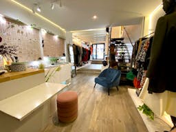 Concept Store Pop Up & Éphémère au Cœur du Paris Historique Île Saint-Louis / Notre-Dame - Image 4