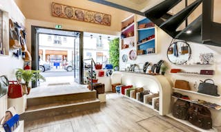 Concept Store Pop Up & Éphémère au Cœur du Paris Historique Île Saint-Louis / Notre-Dame - Image 5