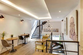 Concept Store Pop Up & Éphémère au Cœur du Paris Historique Île Saint-Louis / Notre-Dame - Image 10