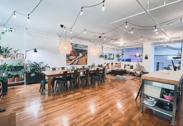 Creative Loft in Prime Williamsburg - Image 1