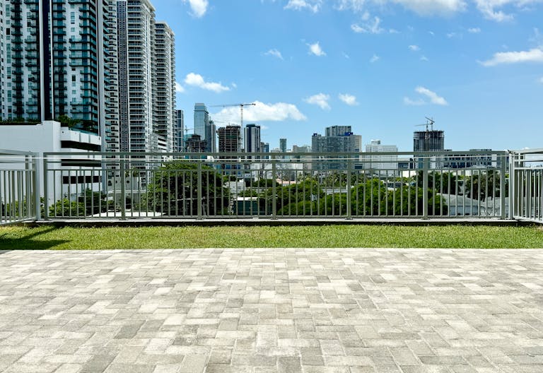 Industrial Daylight Loft in Wynwood with Natural Light & Huge Outdoor Rooftop with view - Image 2