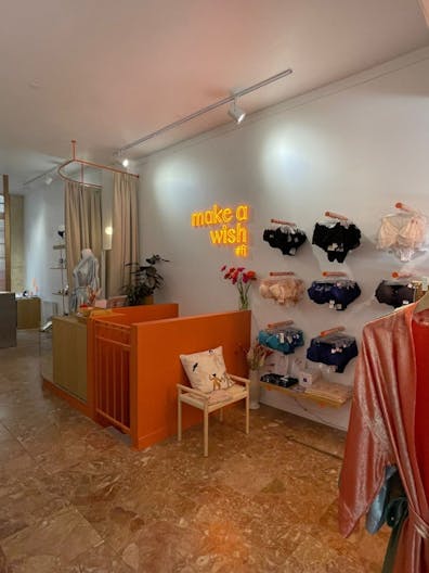 Pop Up Boutique dans Le Marais - Image 2