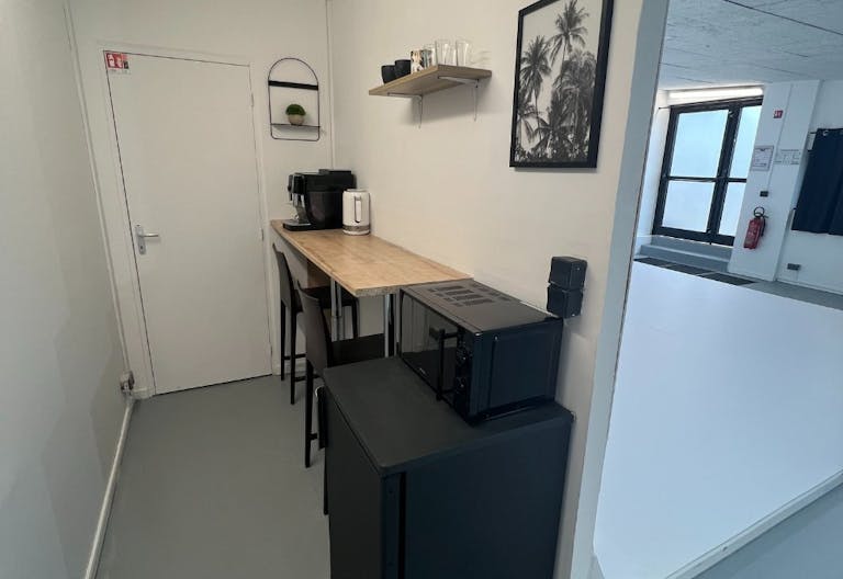 Studio photo avec cyclorama aux portes de Paris - Image 1