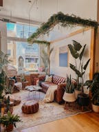 Plant-filled Community Space in the Marina District - Image 0