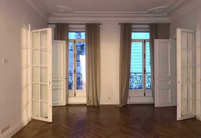 Showroom 75116 Paris - Image 4