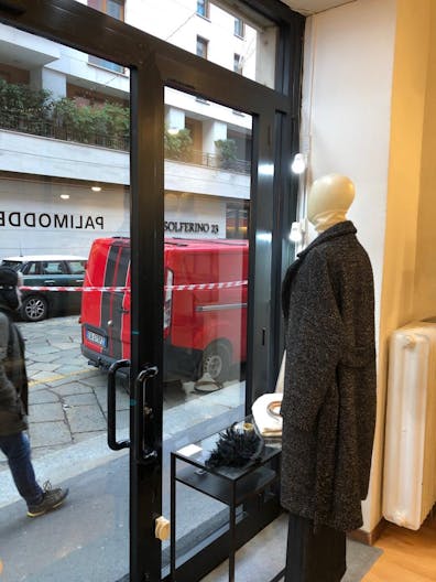 Affitto Locale per Salone del Mobile - Disponibile dal 15 al 21 Aprile - Image 3