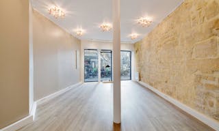 Boutique For Rent Rue Saint-Honor� - Ideal Pop-Up Store / Art Exhibition - Image 2