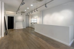 Showroom, popup store on rue de Turenne - Image 3