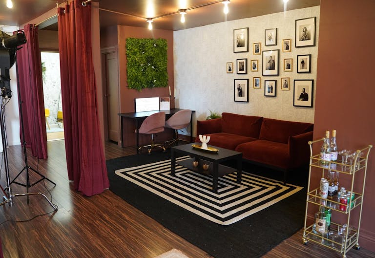 Stylish and Unique Storefront Space in The Heart of Haight - Image 3