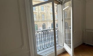 Showroom Rue de Rivoli Paris - Image 12