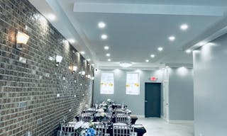 Natural light with indoor and/or outdoor venue - Image 0